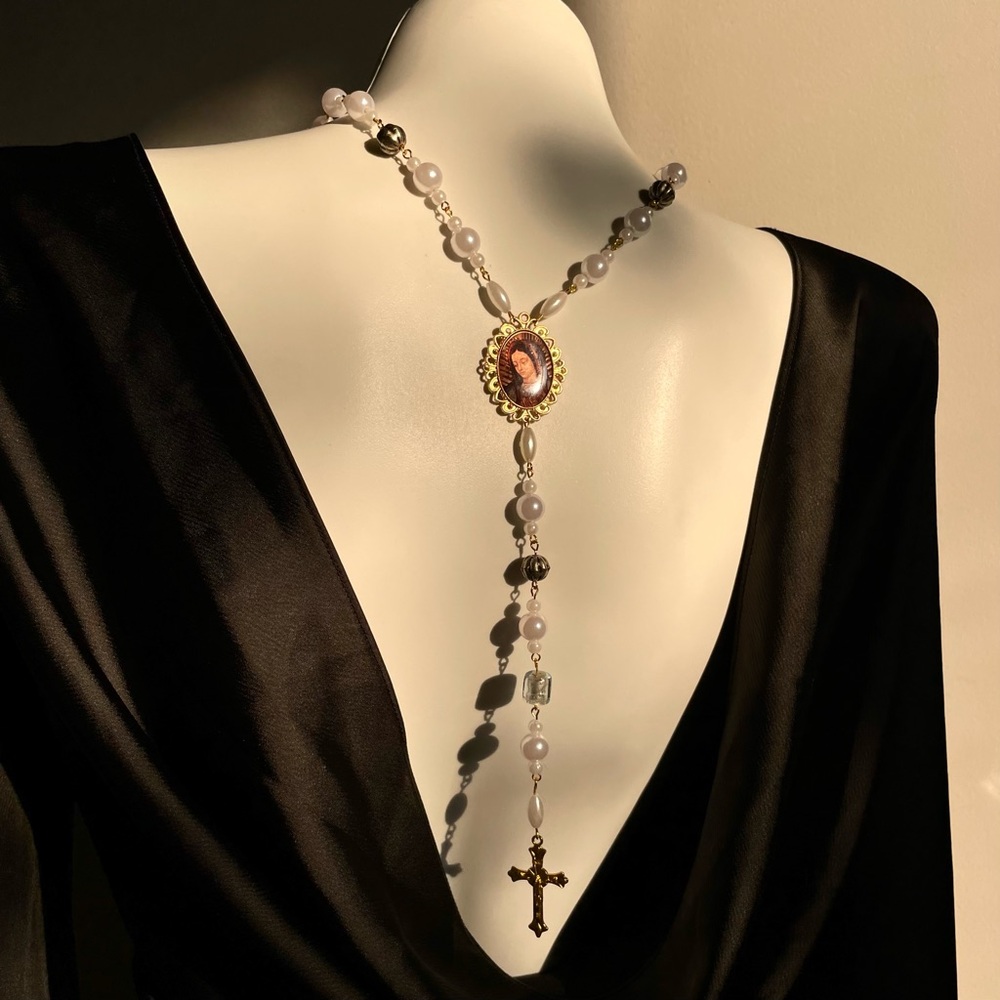 Rosary Pearl Bodychain Necklace
